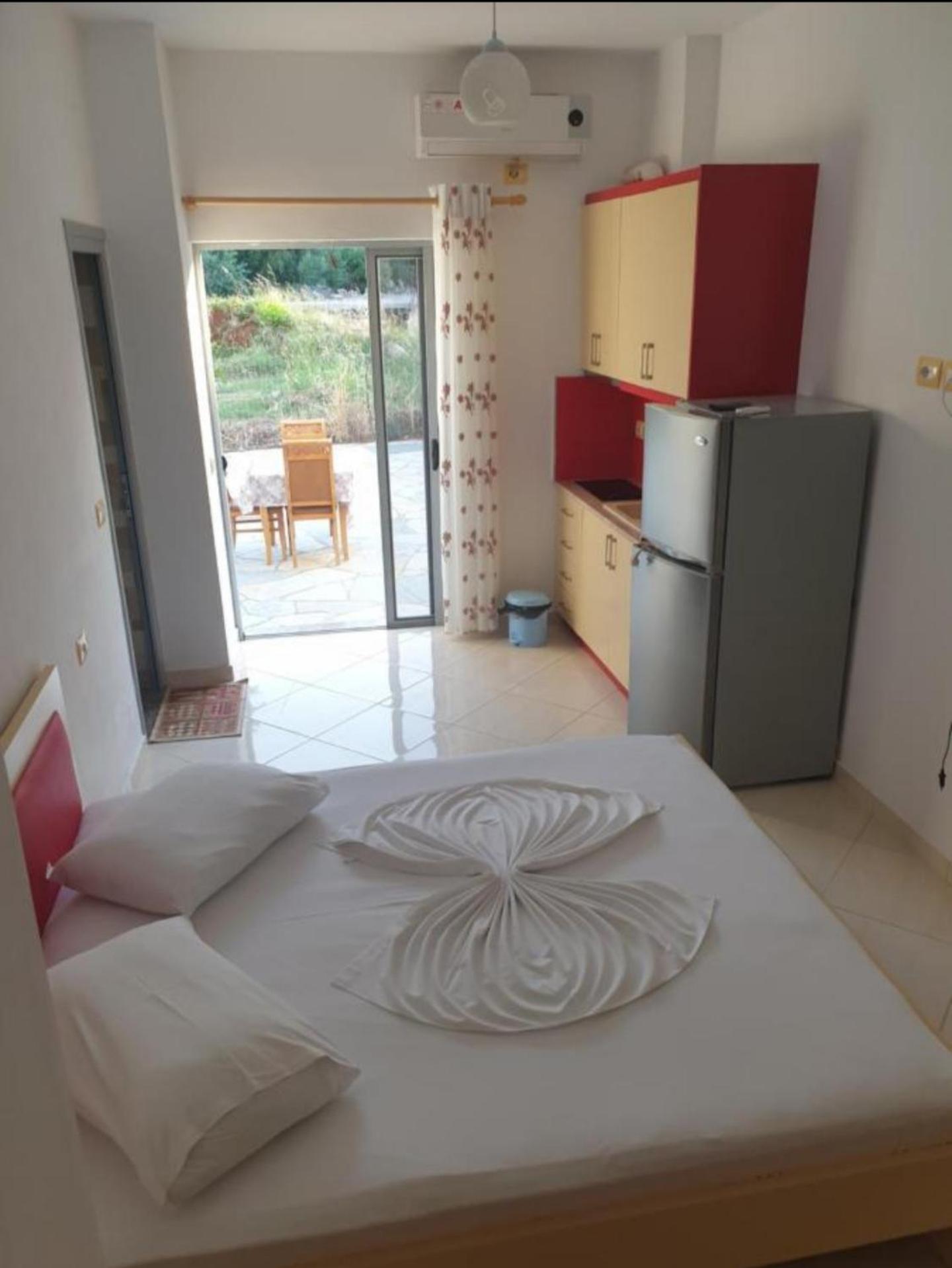 Alinani Apartments Ksamil Exterior photo